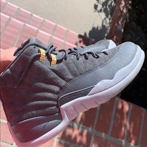 Men’s Air Jordan 12s dark grey size 10.5